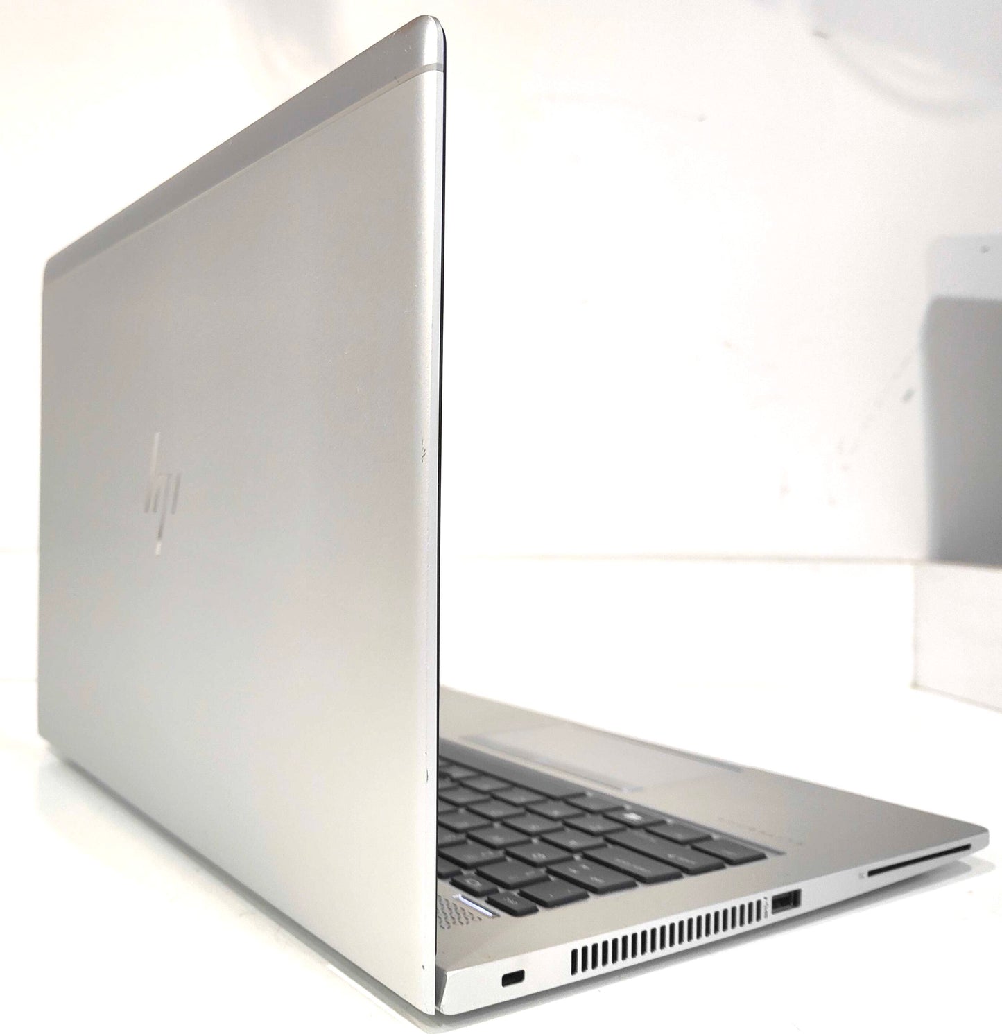 HP EliteBook 745 G6 Ryzen 3 / 8 GB / 256 GB SSD / FHD / Win 11