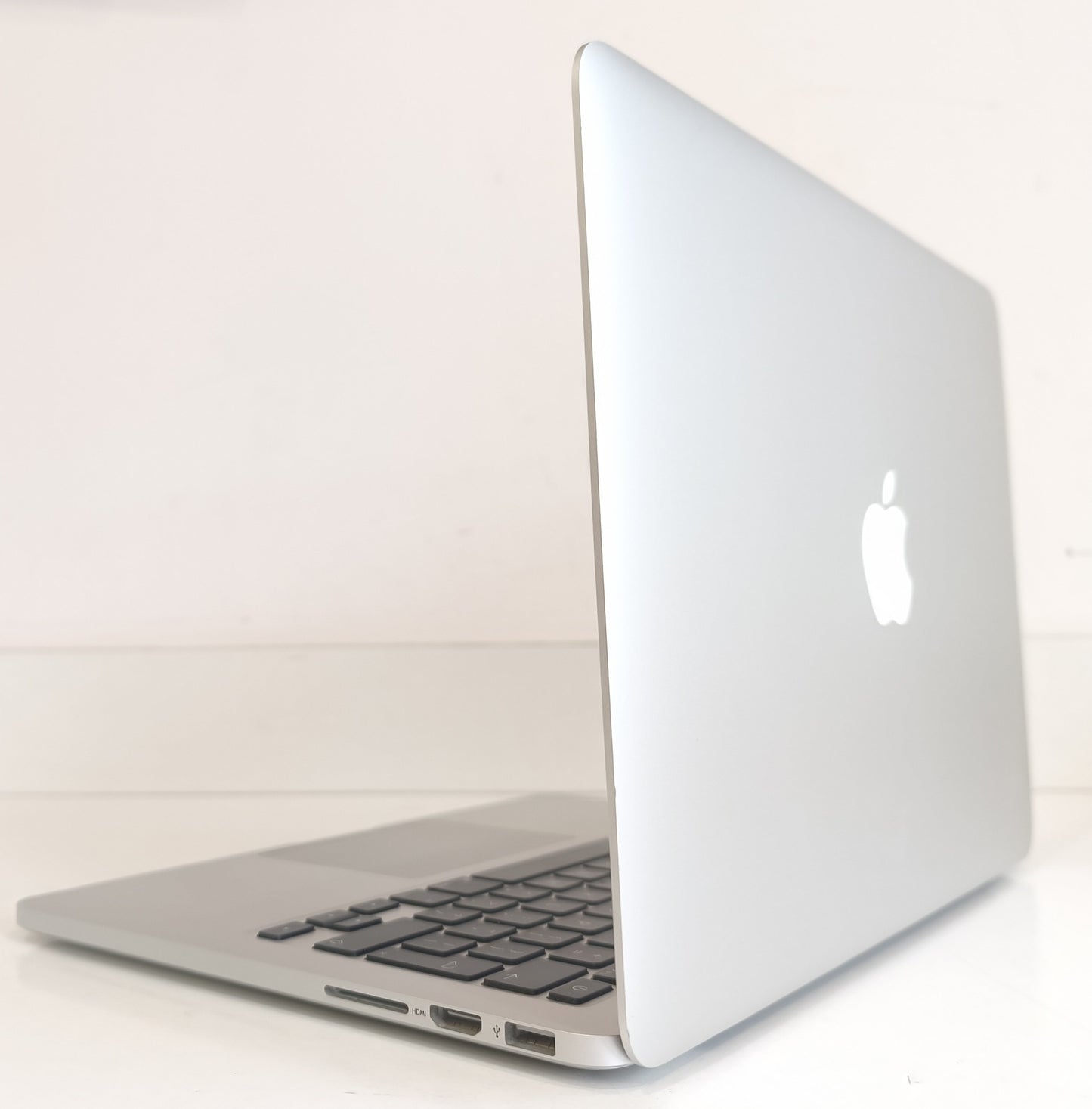 Apple MacBook Pro 13" Retina A1502 | i5-5257U, 8GB RAM, 120GB SSD / QHD