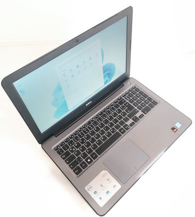 DELL Inspiron 5567 i7-7500U / 16 GB / 256 GB SSD / FHD / R7 / Win 11