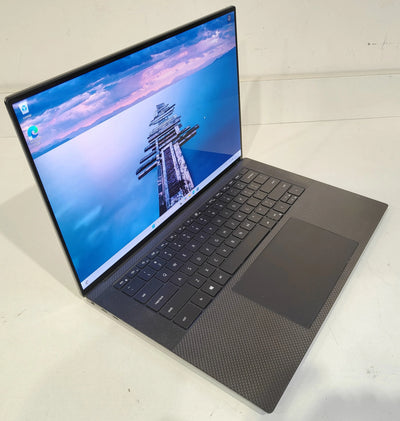 DELL Precision 5550 Workstation i7-10850H / 16 GB / 256 GB SSD / FHD / T2000