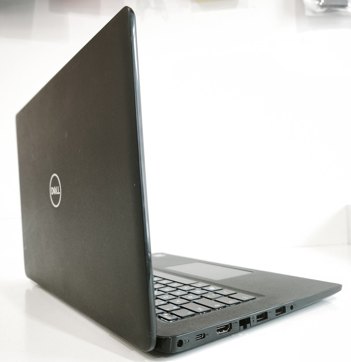 DELL Wyse 5470 N4100 / 8 GB / 120 GB SSD / IPS / Win 11
