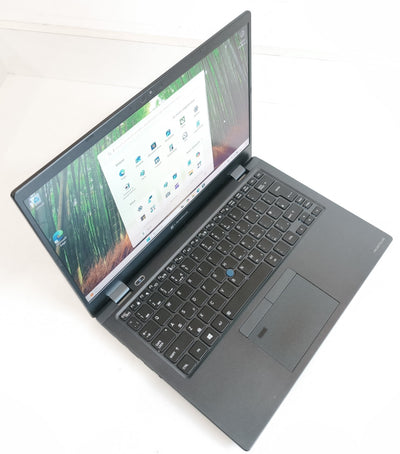 Dynabook PORTEGE X30L-J i5-1135G7 / 8 GB / 256 GB SSD / FHD / Win 11