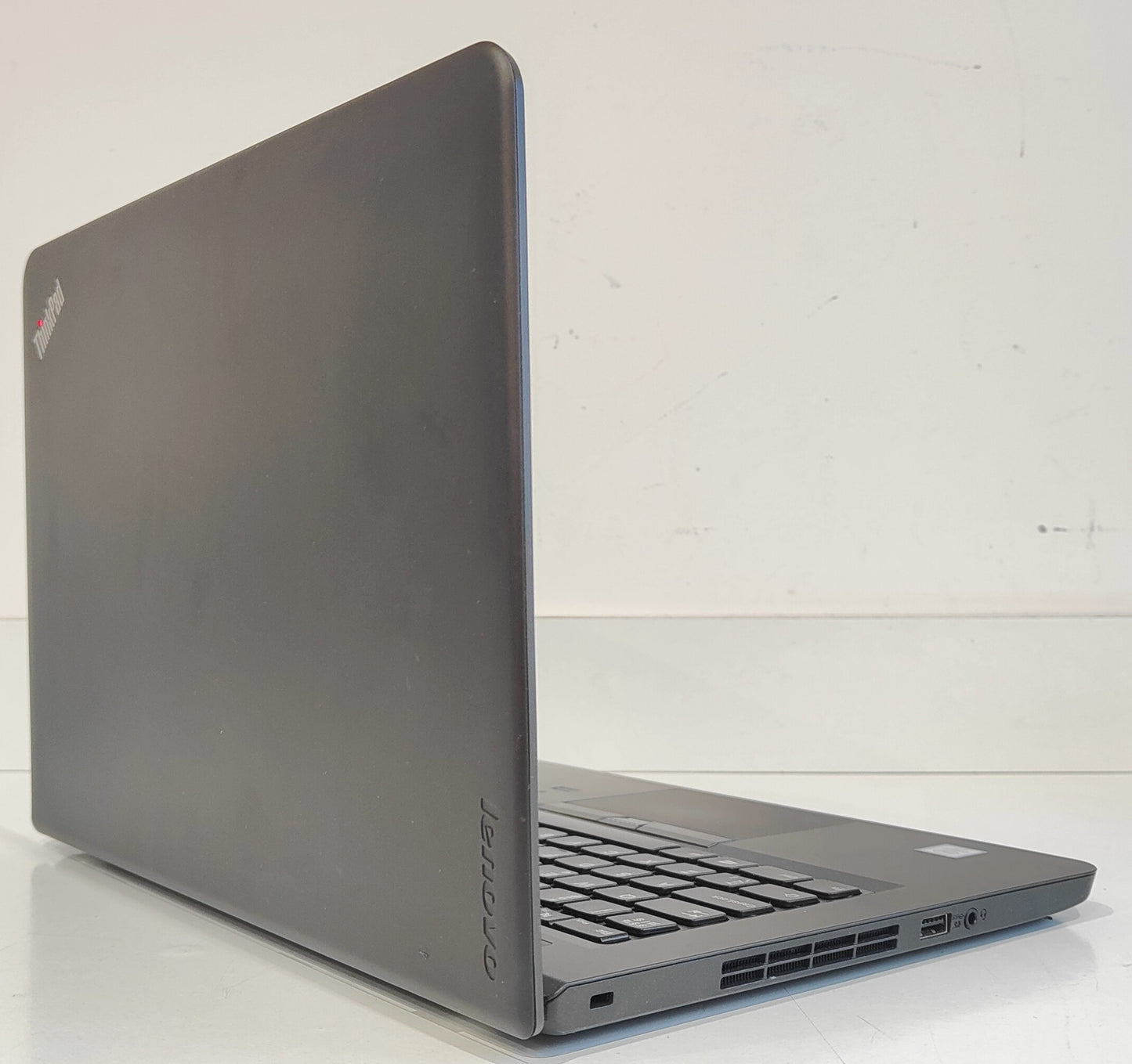 Lenovo ThinkPad Edge E460 i5-6200U / 8 GB / 180 GB SSD / FHD / Radeon R7 / Win 11