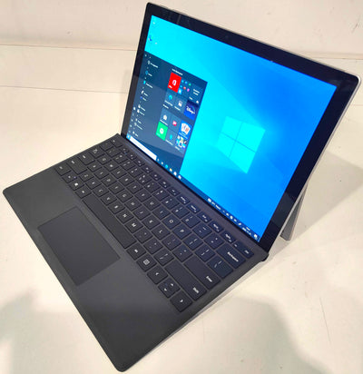 Microsoft Surface Pro 3  i3-4020Y / 4 GB / 64 GB SSD / 2K / Win 10 / B