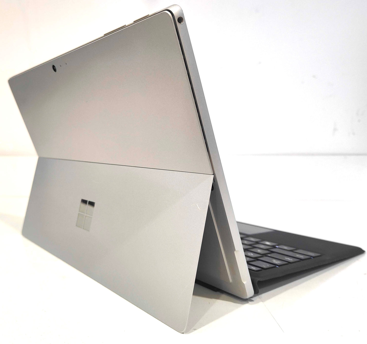 Microsoft Surface Pro 5  i5-7300U / 4 GB / 120 GB SSD / 2K / Win 11