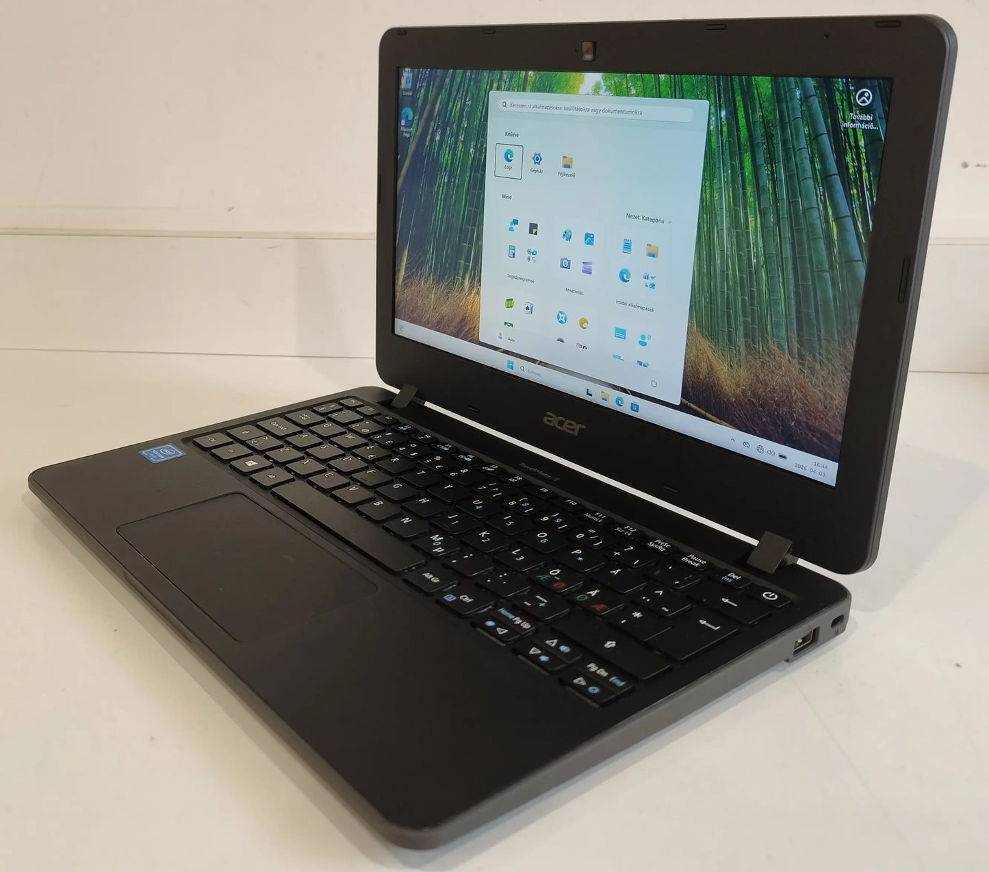 Acer TravelMate B 117-M-P0K7  N3710 / 4 GB / 120 GB SSD / Win 11
