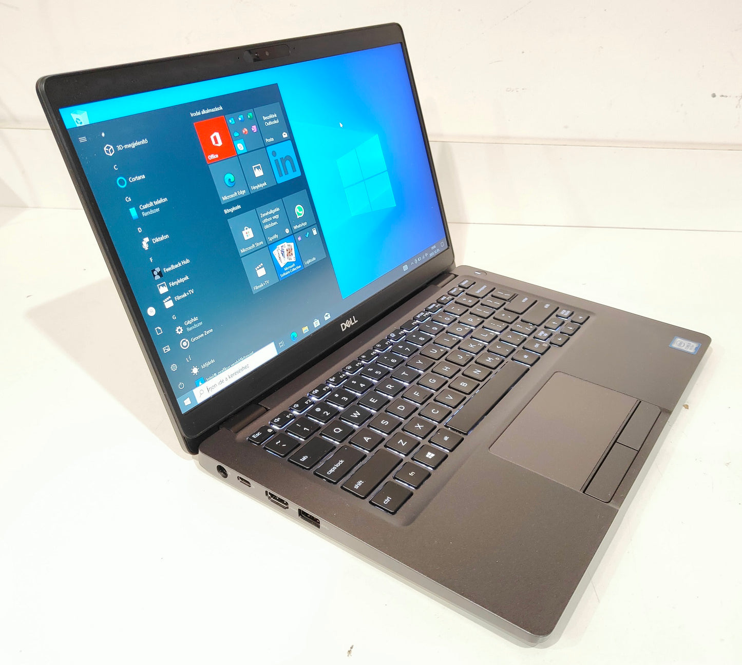 DELL Latitude 5300 i5-8365U / 8 GB / 256 GB SSD / FHD / Win 11