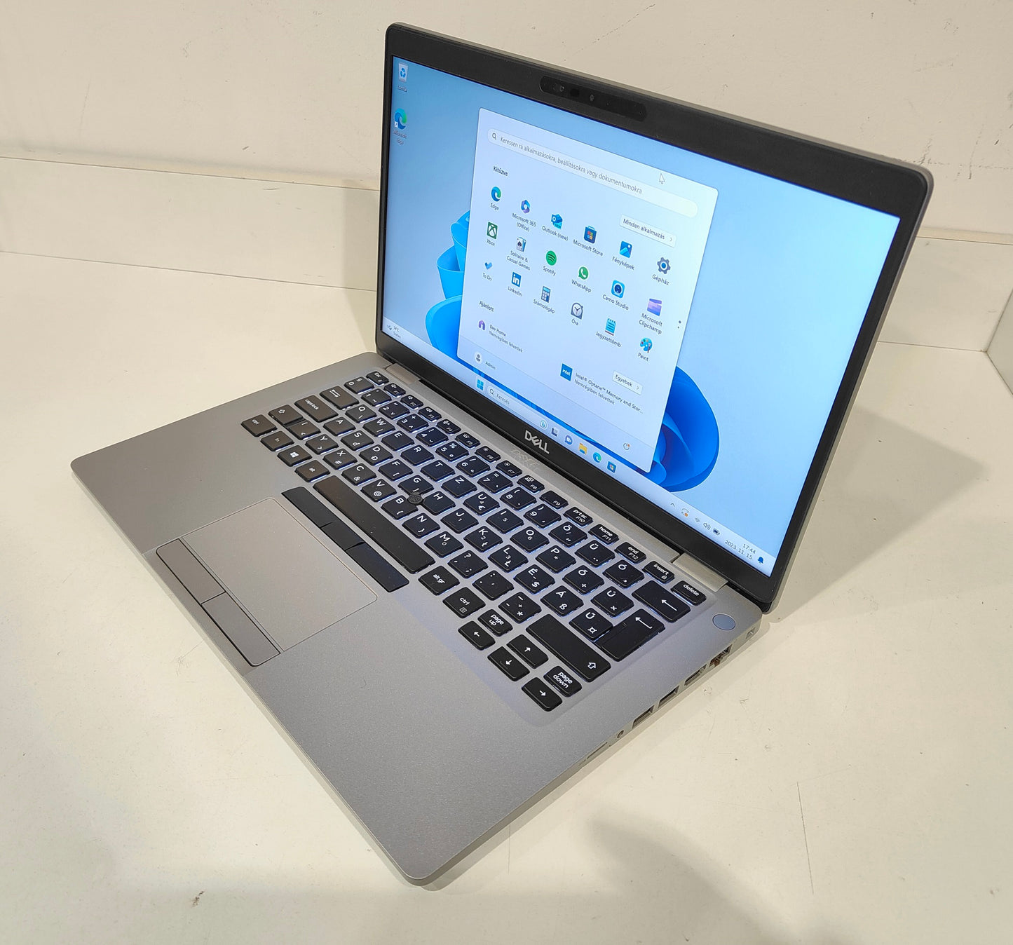 DELL Latitude 5410  i5-10310U / 8 GB / 256 GB SSD / FHD / Win 11