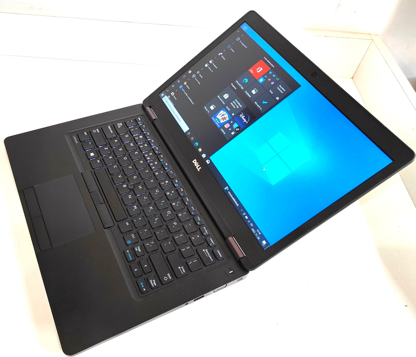 DELL Latitude 5480 Touch i7-6600U / 8 GB / 512 GB SSD / FHD / GeForce / Win 11