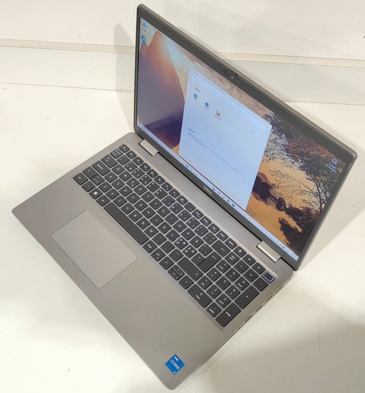 DELL Latitude 5521  i7-11850H / 32 GB / 512 GB SSD / FHD / MX450 / Win 11