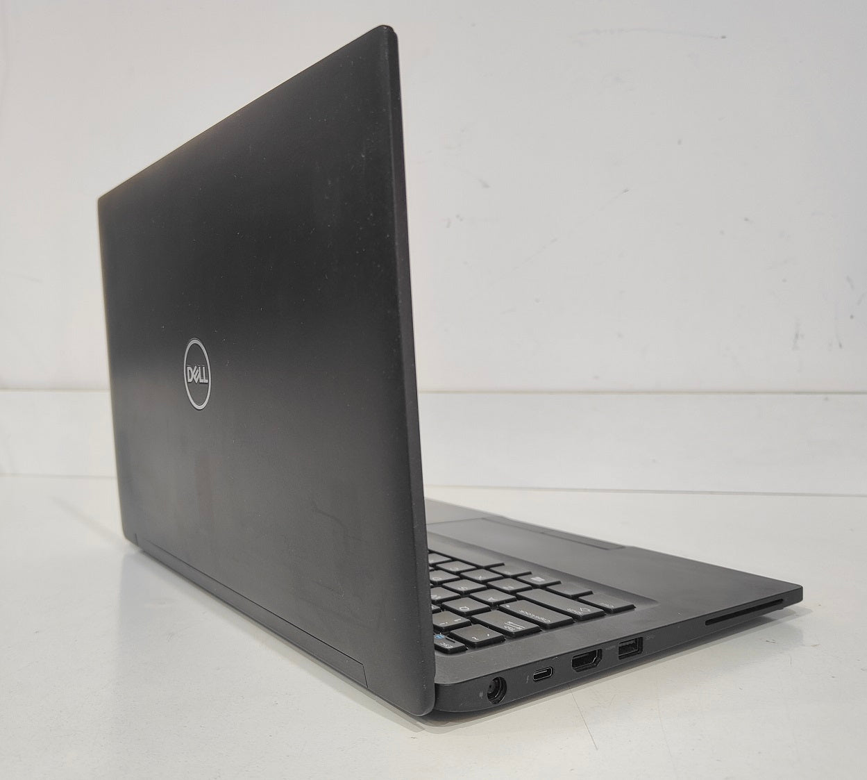 DELL Latitude 7300  i5-8365U / 8 GB / 256 GB SSD / FHD / Win 11