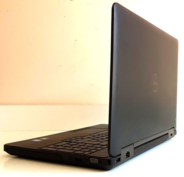 DELL Latitude E5540   i3-4010U / 8 GB / 120 GB SSD / HD / Win 11