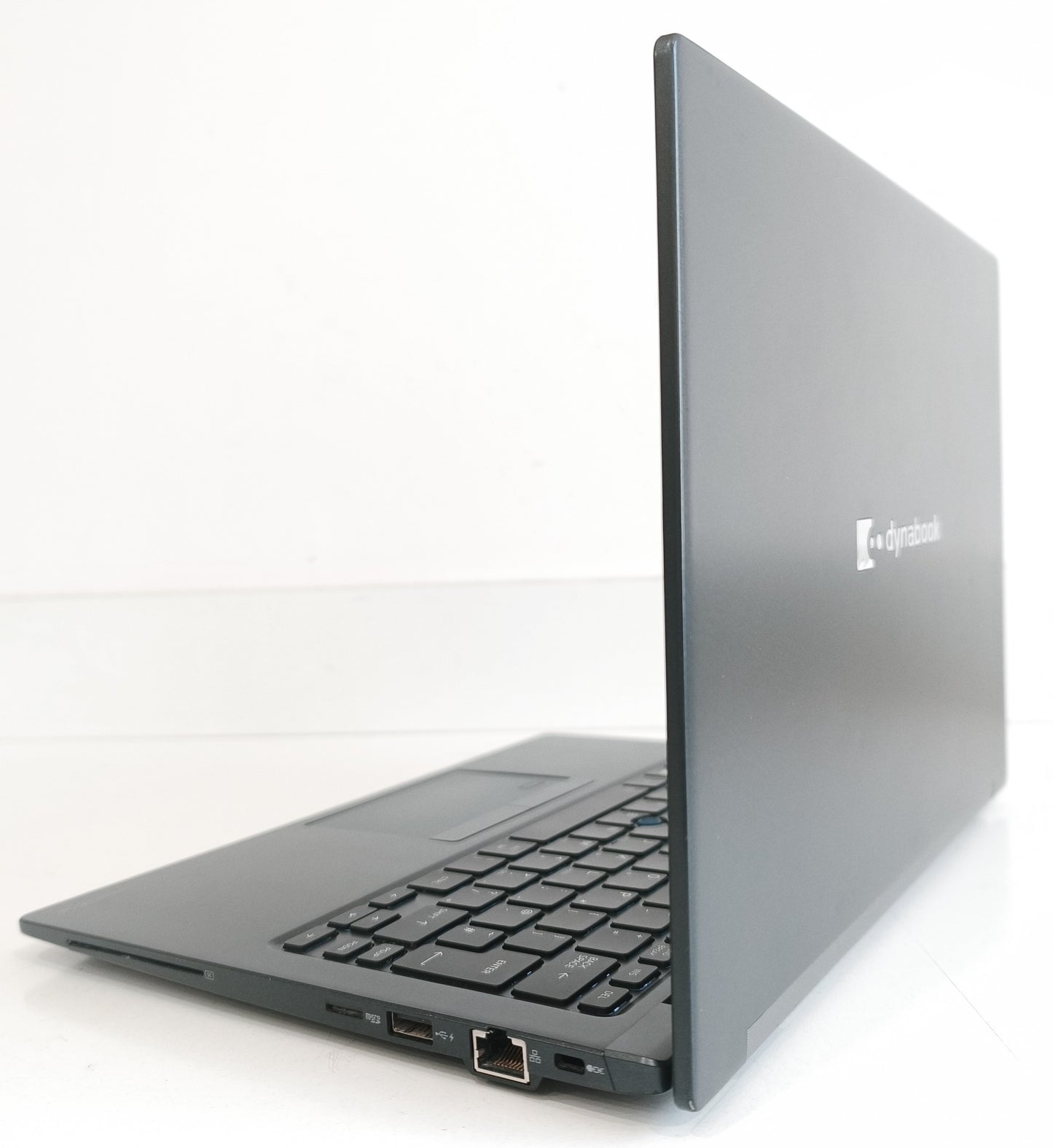 Dynabook PORTEGE X30L-J  i5-1135G7 / 8 GB / 256 GB SSD / FHD / Win 11