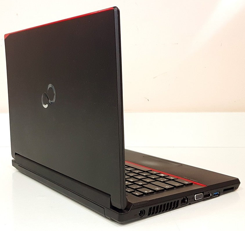 Fujitsu LifeBook E546   i3-6100U / 8 GB / 128 GB SSD / Win 11