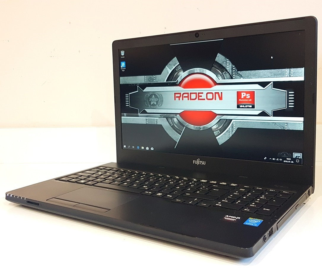 Fujitsu Lifebook A557  i5-7200U / 8 GB / 256 GB SSD / FHD / Win 11
