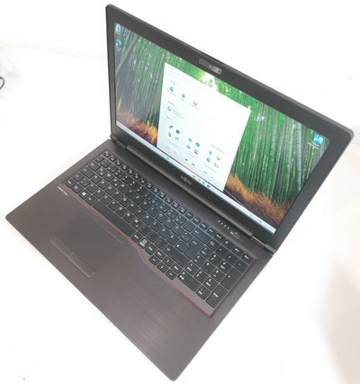 Fujitsu Lifebook U757  i3-7100U / 8 GB / 256 GB SSD / FHD IPS / Win 11