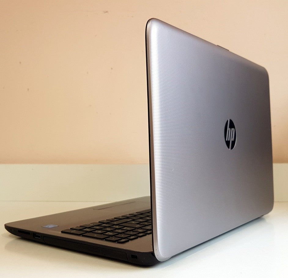HP 250 G5  i5-6200U / 8 GB / 256 GB SSD / FHD / Win 11