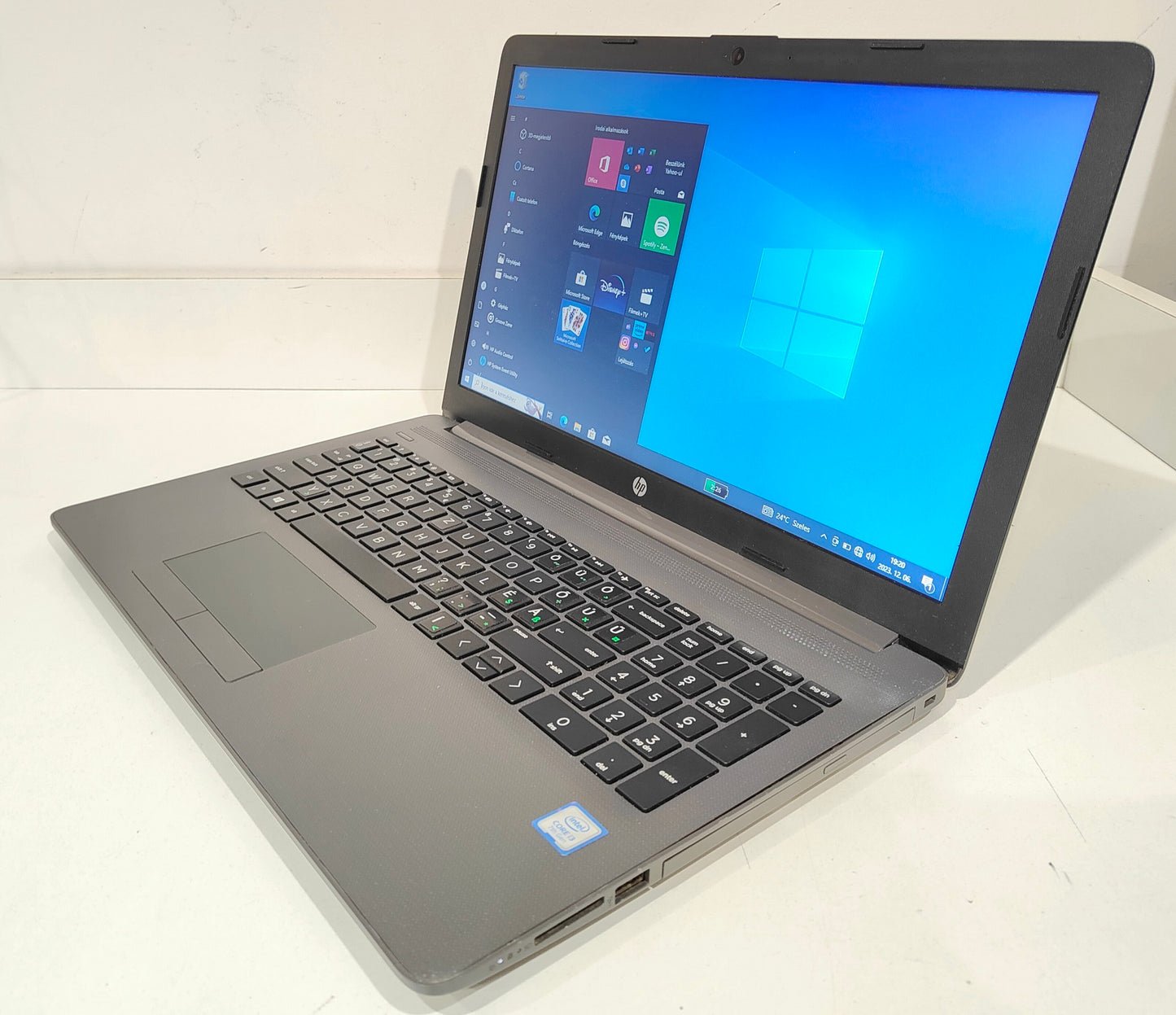 HP 250 G7  i3-7100 / 8 GB / 120 GB SSD / HD / Win 11