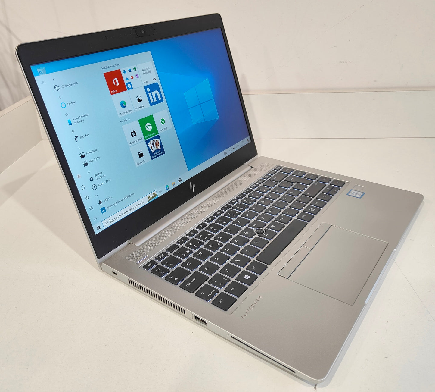 HP EliteBook 840 G5  i5-8250U / 8 GB / 256 GB SSD / FHD / Win 11
