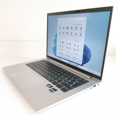 HP EliteBook 840 G9 i5-1235U / 16 GB / 256 GB SSD / FHD / Win 11