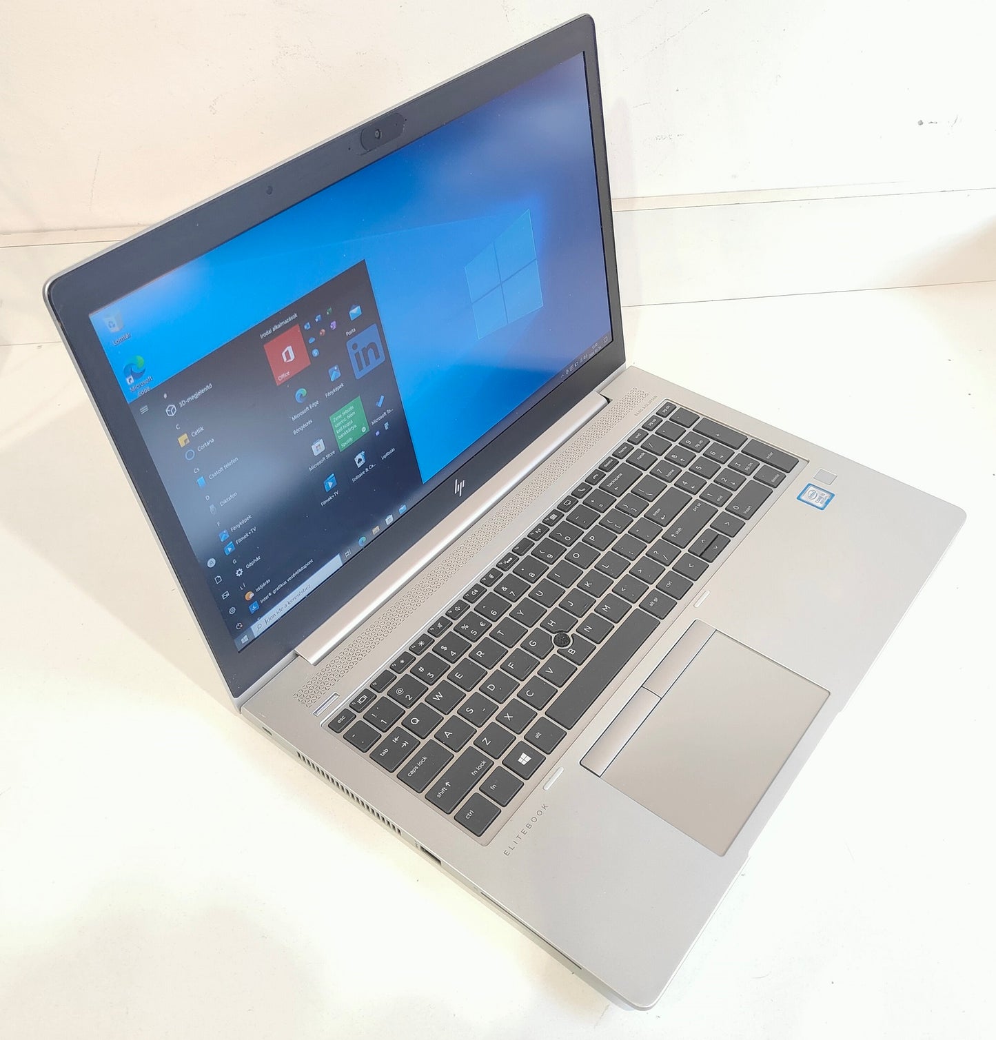 HP EliteBook 850 G6 i7-8565U / 16 GB / 256 GB SSD / FHD / Win 11