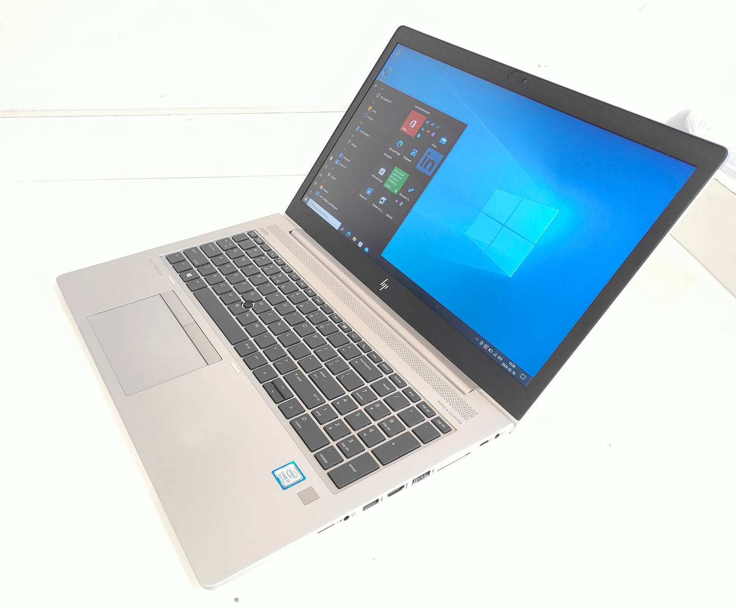 HP EliteBook 850 G6 i7-8565U / 16 GB / 256 GB SSD / FHD / Win 11
