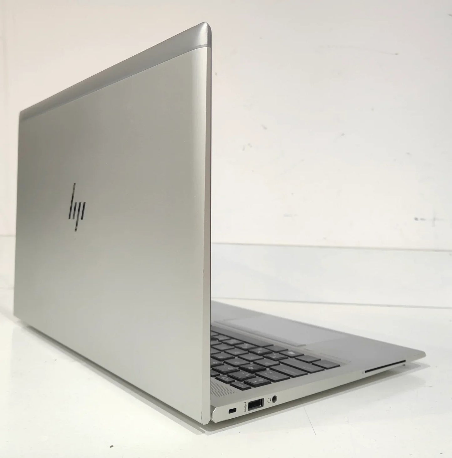 HP EliteBook 850 G7 i5-10310U / 8 GB / 256 GB SSD / FHD