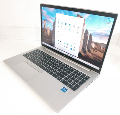 HP EliteBook 850 G8  i5-1135G7 / 8 GB / 256 GB SSD / FHD IPS / Win 11