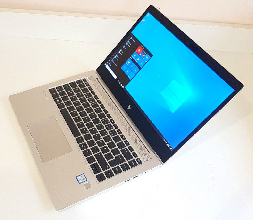HP EliteBook Folio 1040 G4 i5-7300U / 8 GB / 256 GB SSD / FHD / Win 11