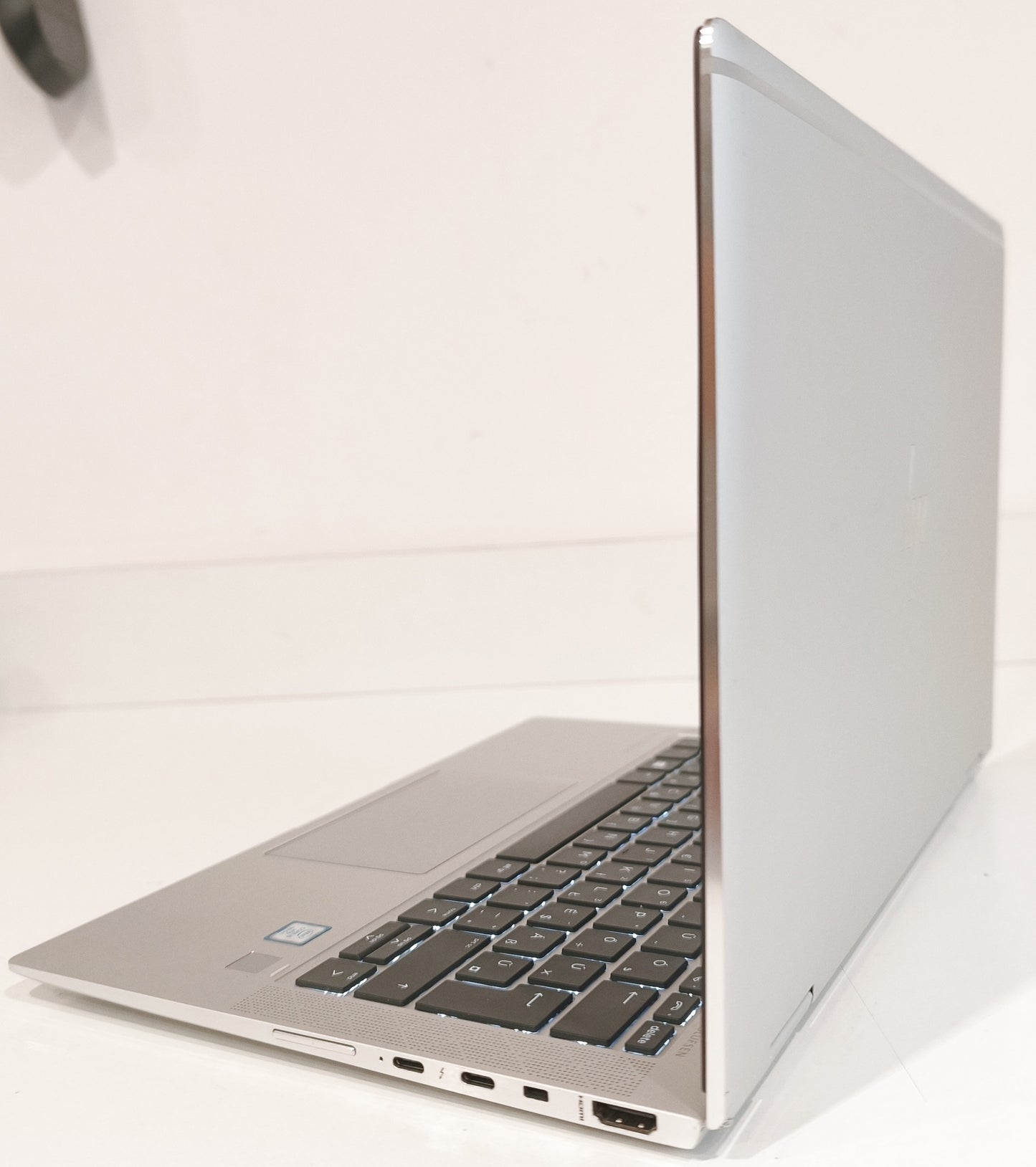 HP EliteBook X360 1030 G3  i5-8350U / 8 GB / 256 GB SSD / FHD Touch / Win 11