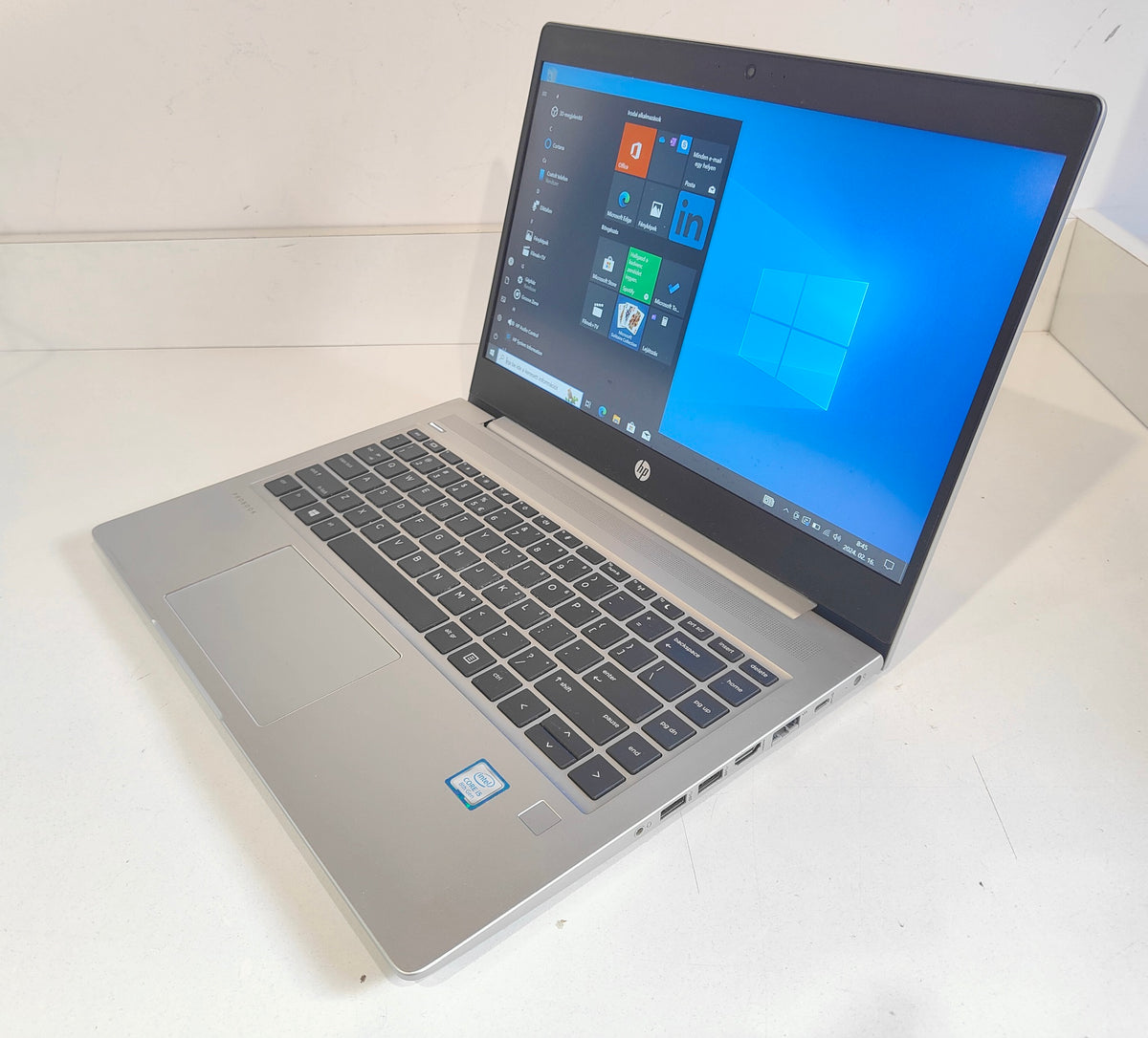 HP ProBook 440 G6 i5-8265U / 8 GB / 256 SSD / FHD / Win 11