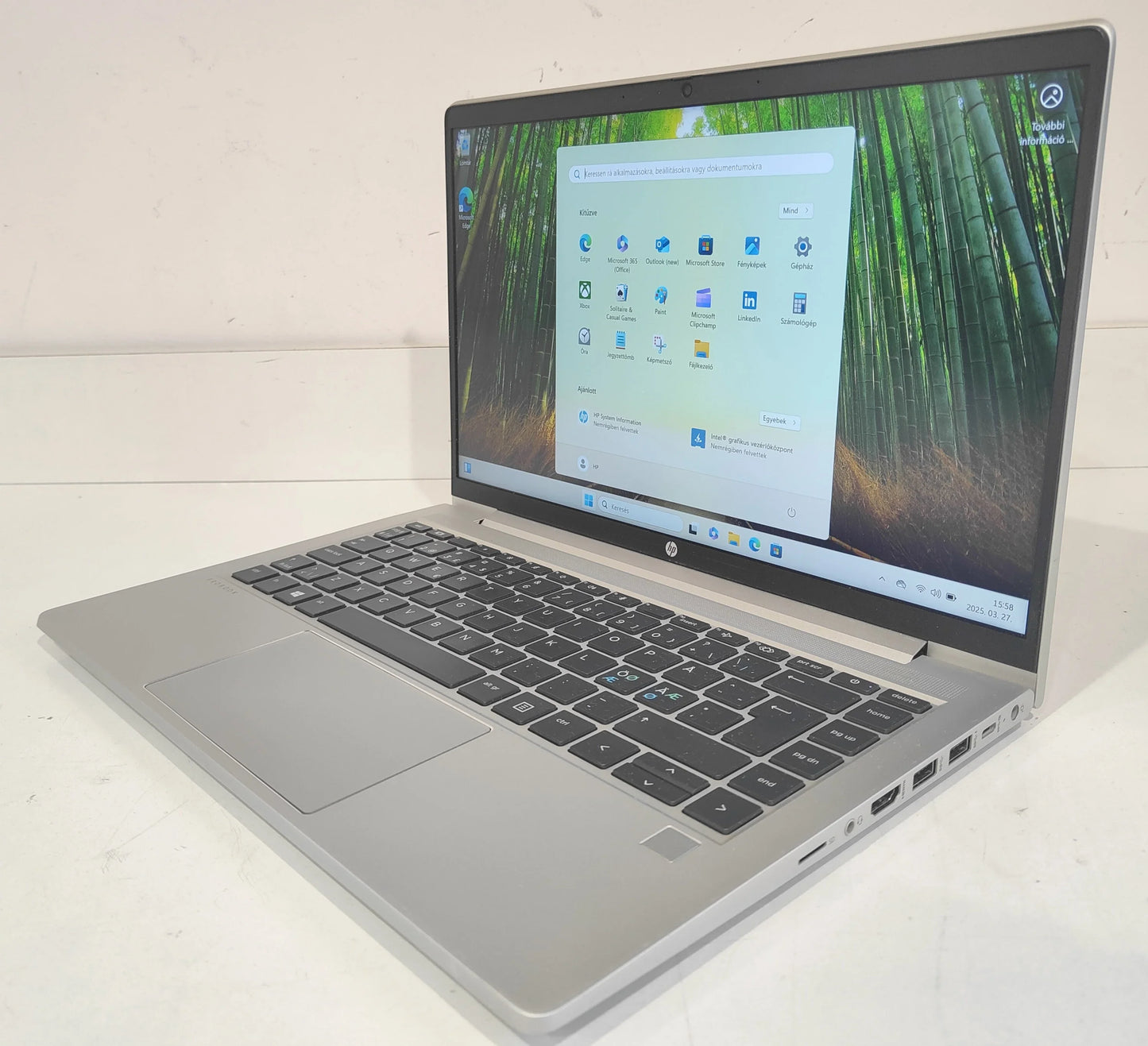 HP ProBook 440 G8 i3-1115G4 / 8 GB / 256 GB SSD / FHD / Win 11