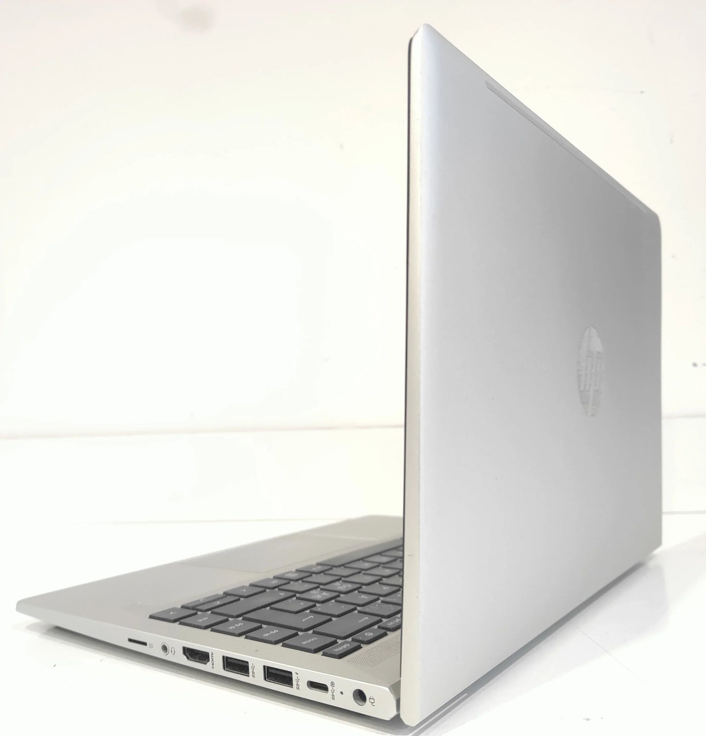 HP ProBook 440 G8 i3-1115G4 / 8 GB / 256 GB SSD / FHD / Win 11