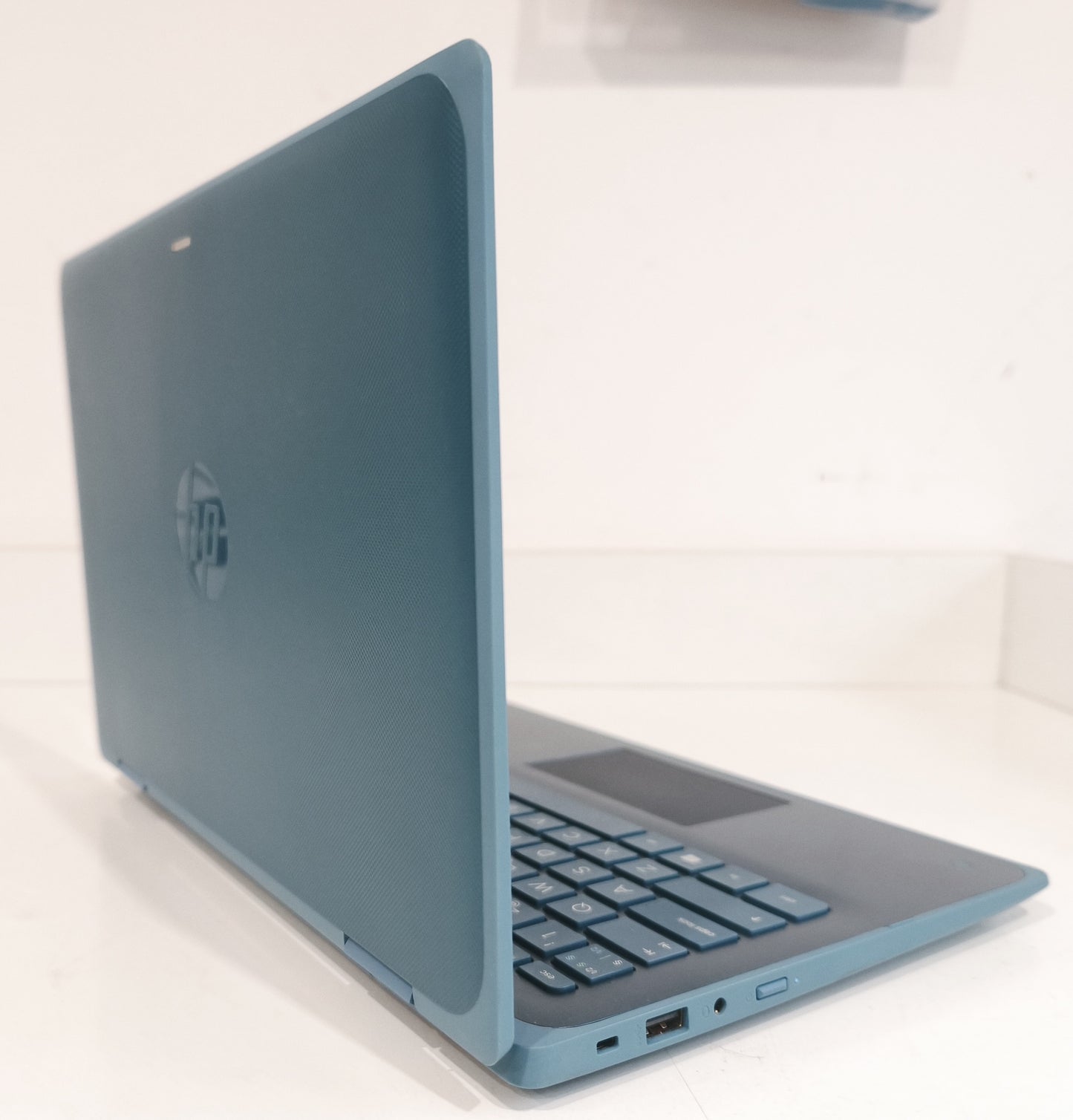 HP ProBook x360 11 G5  N5030 / 4 GB / 120 GB SSD / HD Touch / Win 11