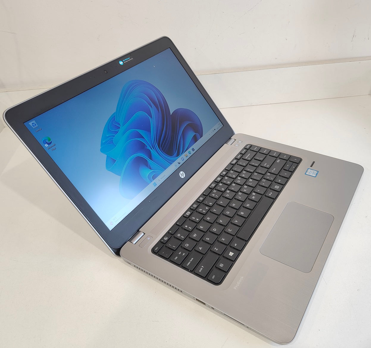 HP ProBook 440 G4 i3-7100U / 8 GB / 120 GB SSD / HD / Win 11