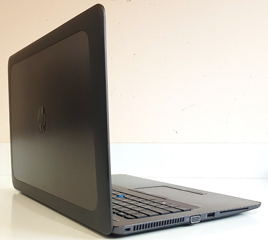 HP ZBook 15u G4  i7-7500U / 8 GB / 256 GB SSD / FHD / Radeon / Win 11