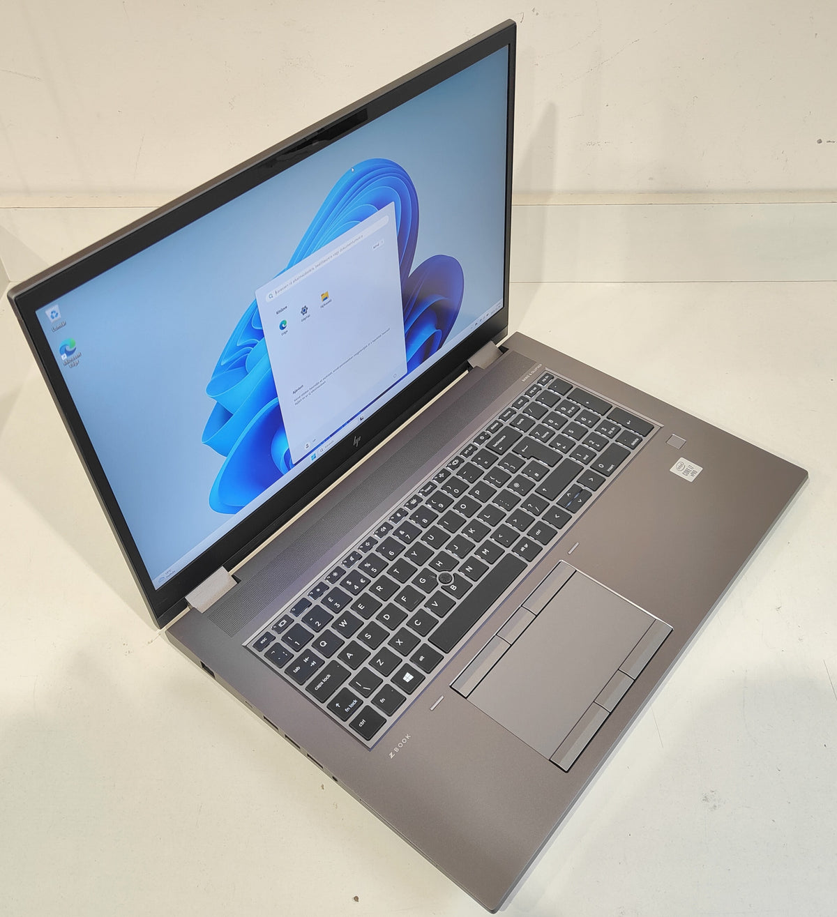 HP ZBook Fury 17 G7  i7-10850H / 32 GB / 512 GB SSD / RTX 3000 / FHD / Win 11