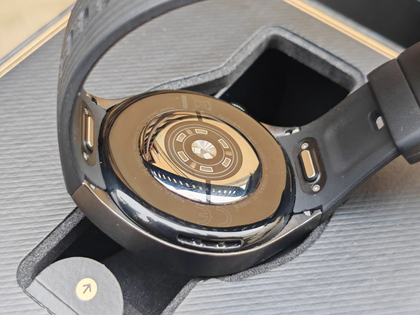 Huawei Watch 5 LTE 46mm eSIM okosóra | Karcmentes, Újszerű
