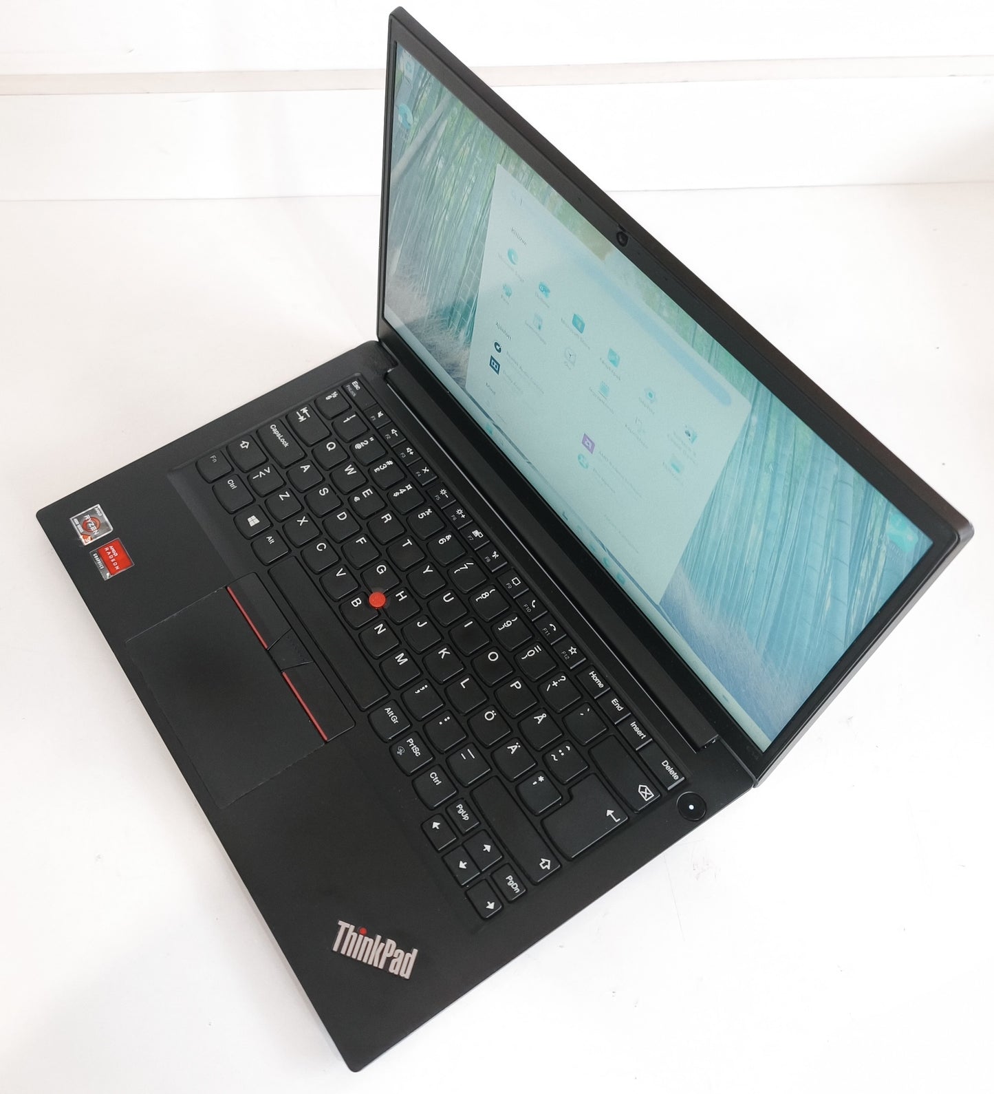 Lenovo ThinkPad E14 G2  Ryzen 3 4300U / 8 GB / 256 GB SSD / FHD / Win 11