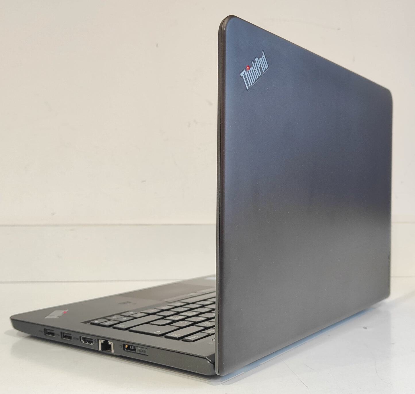 Lenovo ThinkPad Edge E460  i5-6200U / 8 GB / 180 GB SSD / FHD / Radeon R7 / Win 11