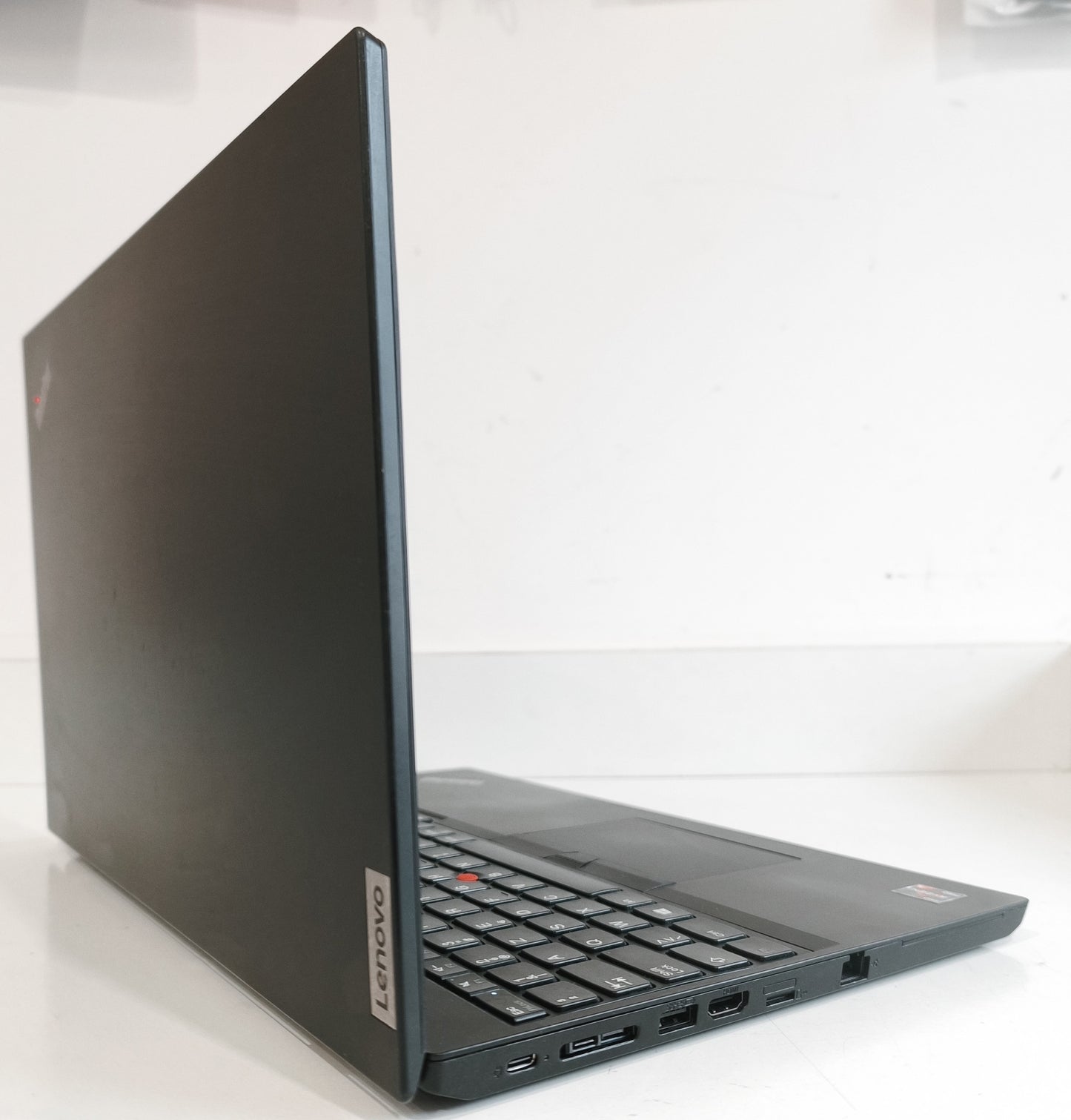 Lenovo ThinkPad L15 G1  Ryzen 3 4450U / 8 GB / 256 GB SSD / FHD / Win 11