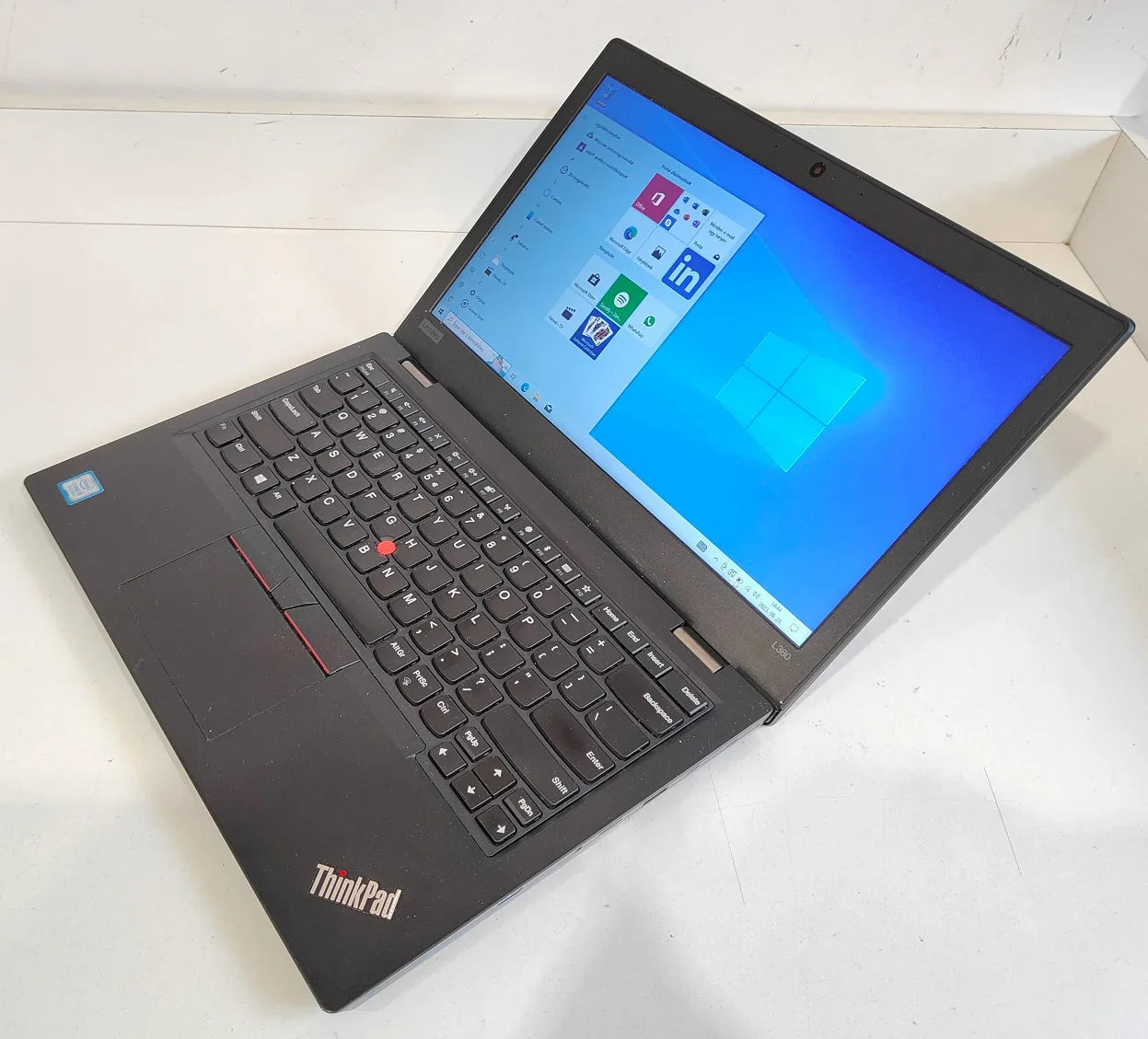 Lenovo ThinkPad L380 i5-8250U / 8 GB / 256 GB SSD / FHD / Win 11