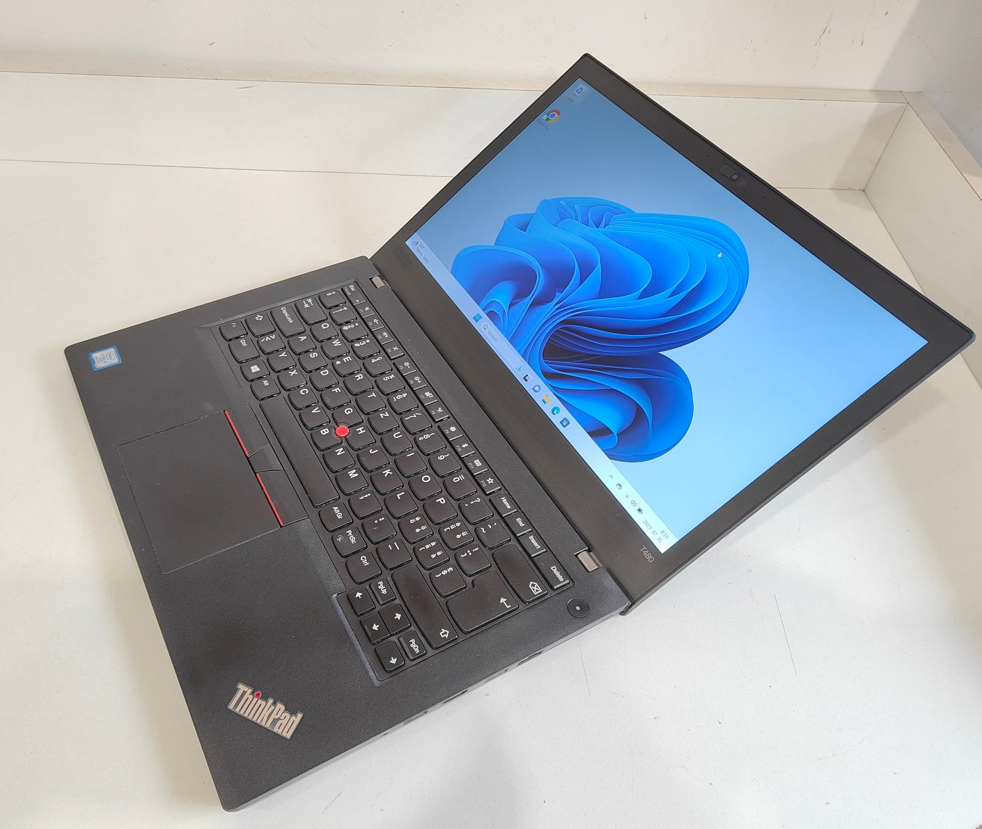 Lenovo ThinkPad T480 i5-7200U / 8 GB / 256 GB SSD / FHD / Win 11