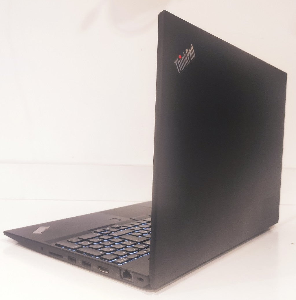 Lenovo ThinkPad T570 i5-6300U / 8 GB / 256 GB SSD / FHD / Win 11