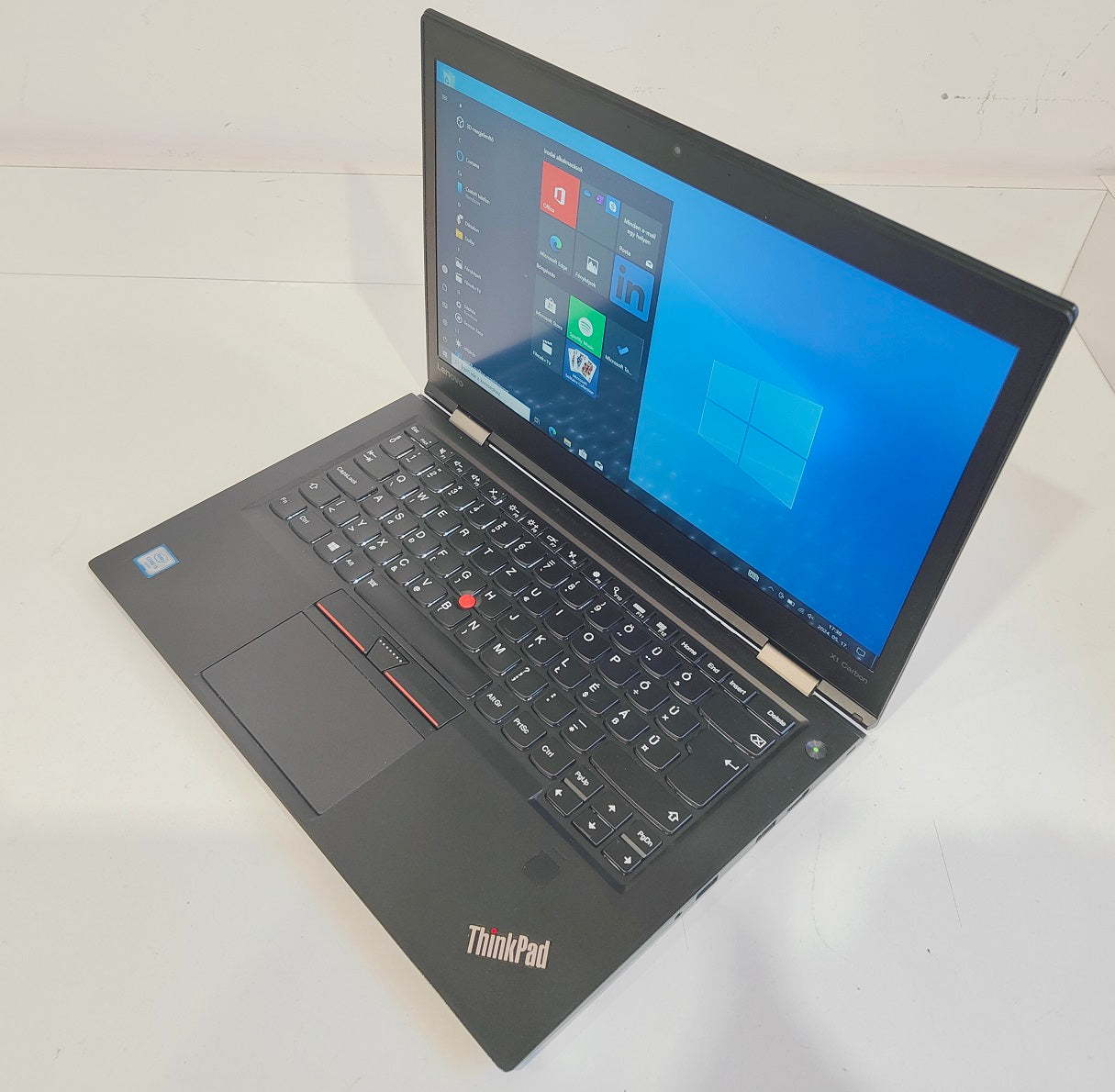 Lenovo ThinkPad X1 Carbon 3. Gen  i7-5500U / 8 GB / 256 GB SSD / FHD Touch / Win 11