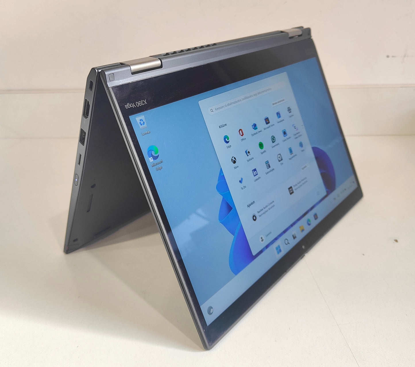 Lenovo ThinkPad X380 Yoga  i5-8350U / 8 GB / 256 GB SSD / FHD Touch / Win 11