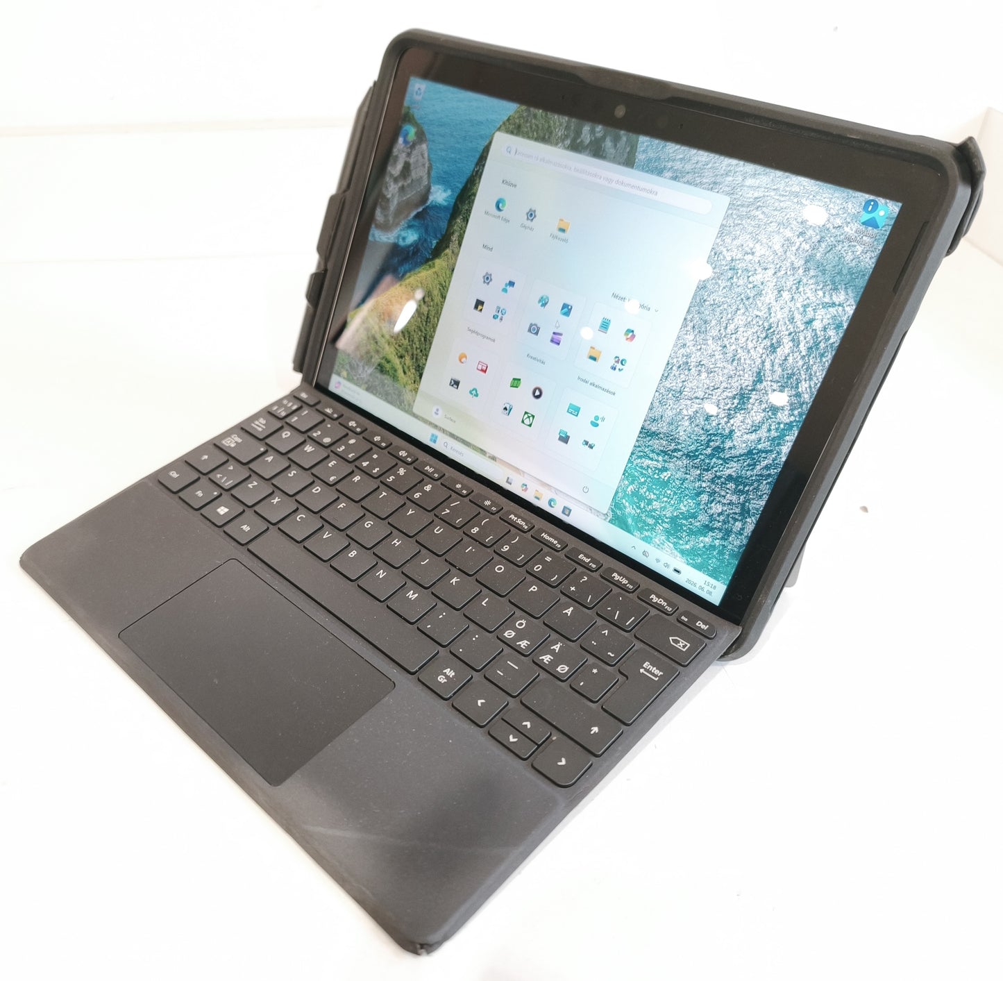 Microsoft Surface Go 2 Rugged  Intel 4425Y / 8 GB / 120 GB SSD / FHD Touch 2 in 1 / Win 11