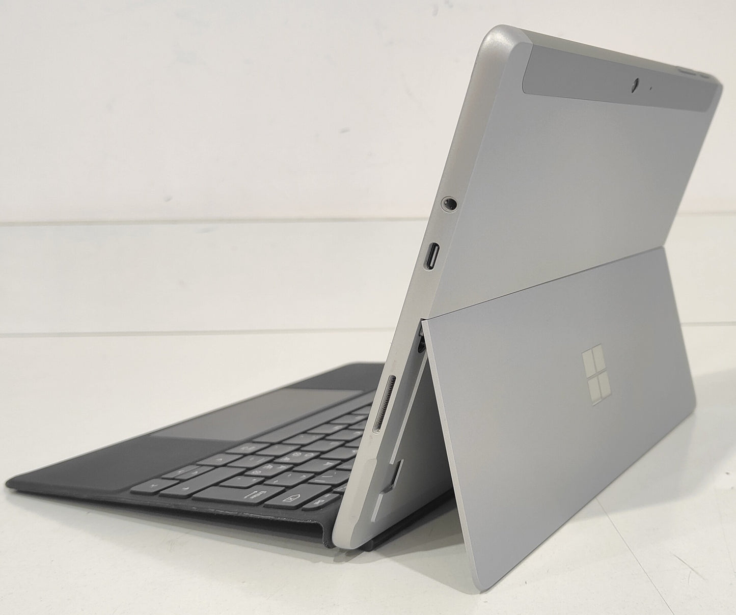 Microsoft Surface Go 2  Intel 4425Y / 8 GB / 120 GB SSD / FHD Touch 2 in 1